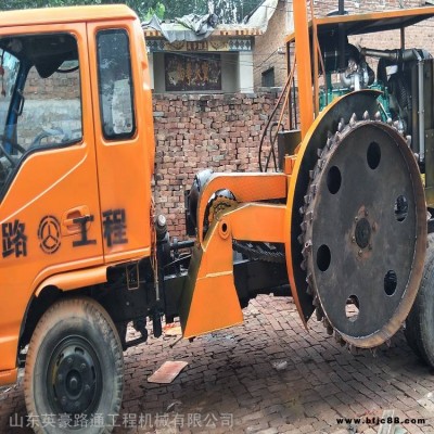 英豪路通 大馬力切邊機(jī) 路沿石開(kāi)槽機(jī) 公路開(kāi)溝機(jī)